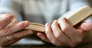 鉛筆画を学びたい人へ。とても読みやすい入門書を紹介