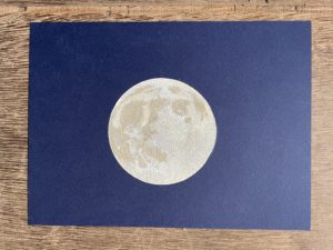 超簡単！パステルでリアルな月を描く方法を動画で紹介！